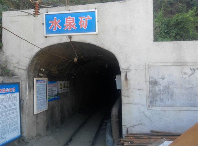 矿洞扒渣机.jpg